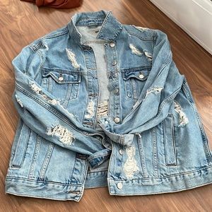 TOPSHOP Ripped Denim Jacket